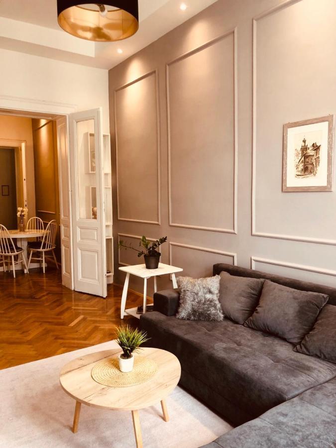 Room 44 Osijek Extérieur photo